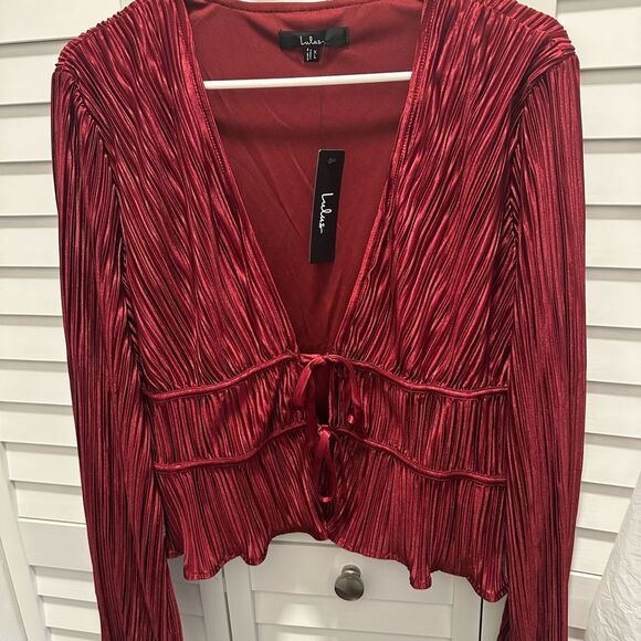 Luxe Designs Wine Red Plisse Satin Long Sleeve Tie-Front Top Size XL - Picture 5 of 6